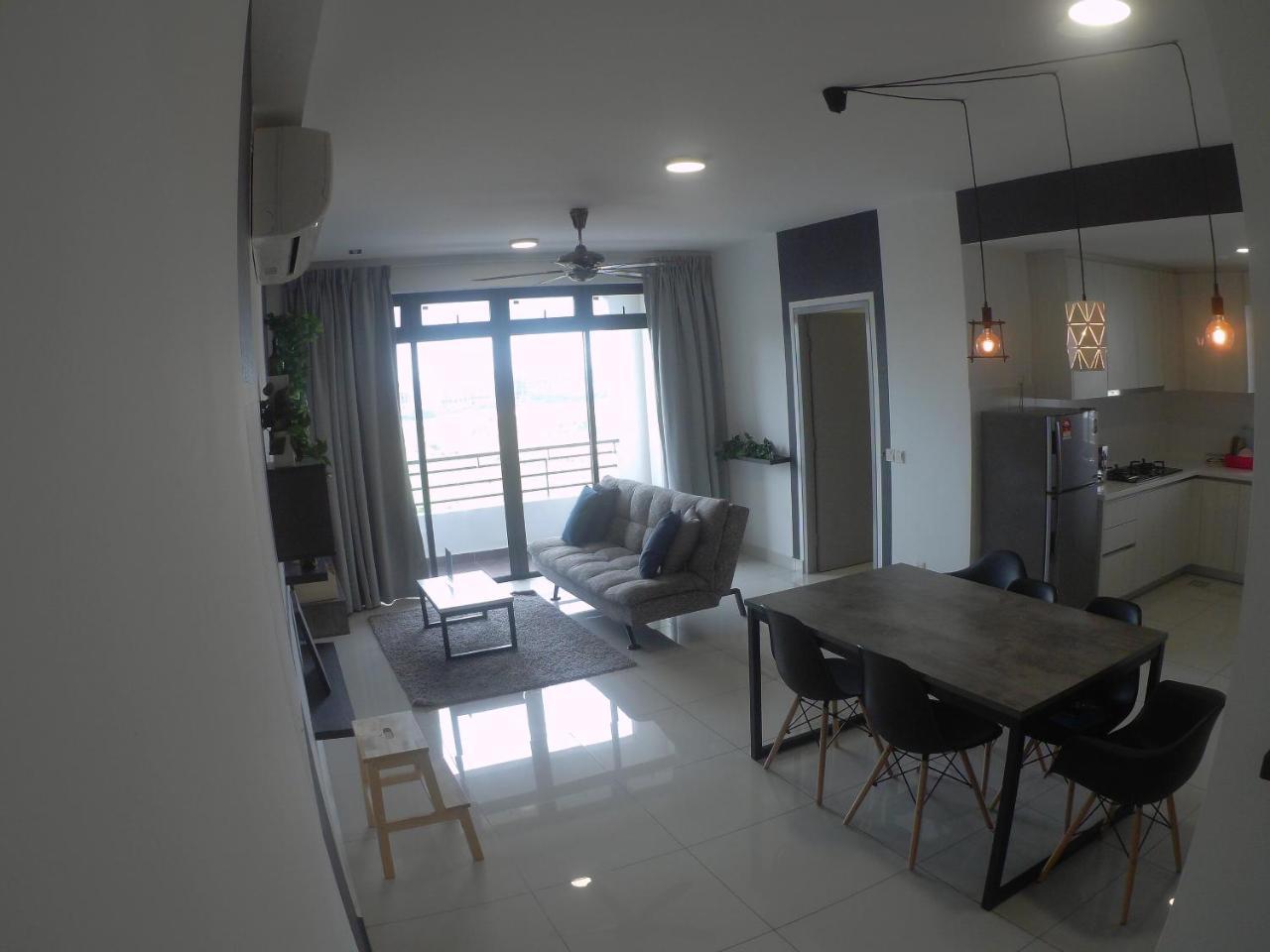 1Tebrau Premium Suites By 12Stay Johor Bahru Exterior foto