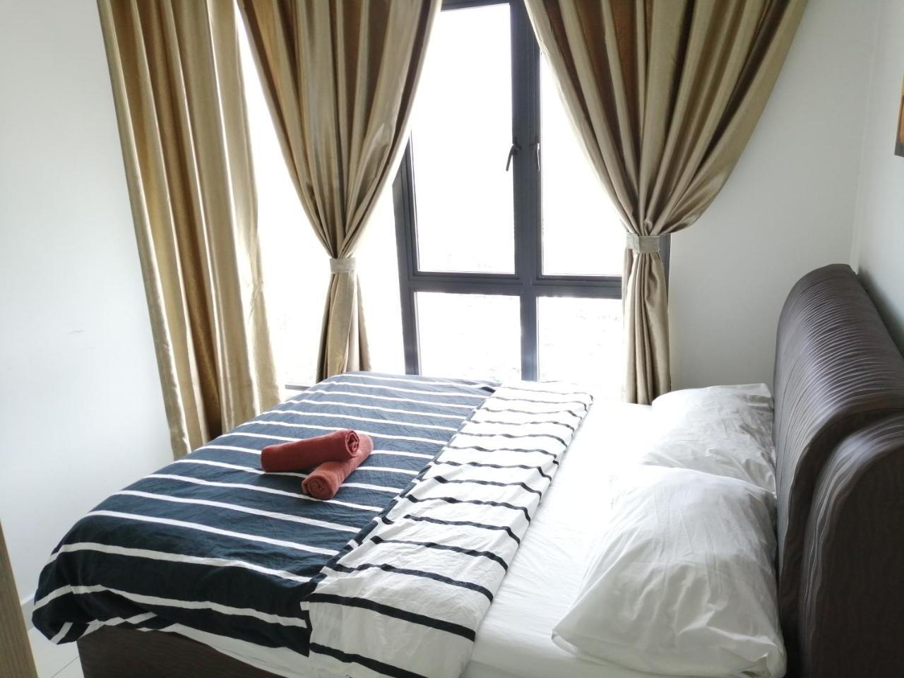 1Tebrau Premium Suites By 12Stay Johor Bahru Exterior foto